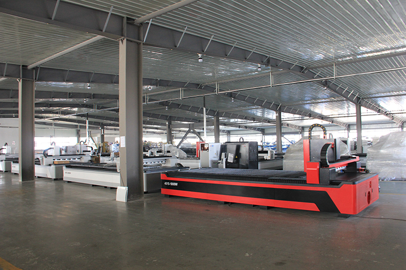 Fiber Laser Cutting Machine Metal Tube Fiber Laser Cutting Machine CNC Tube Length 1000w Laser Power-