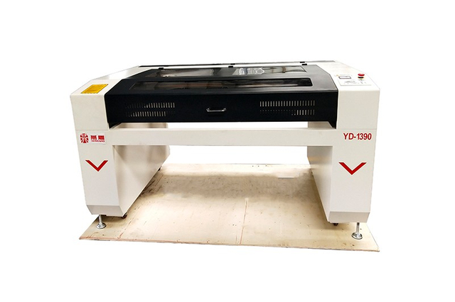 CO2 Laser Engraving Cutting Machine