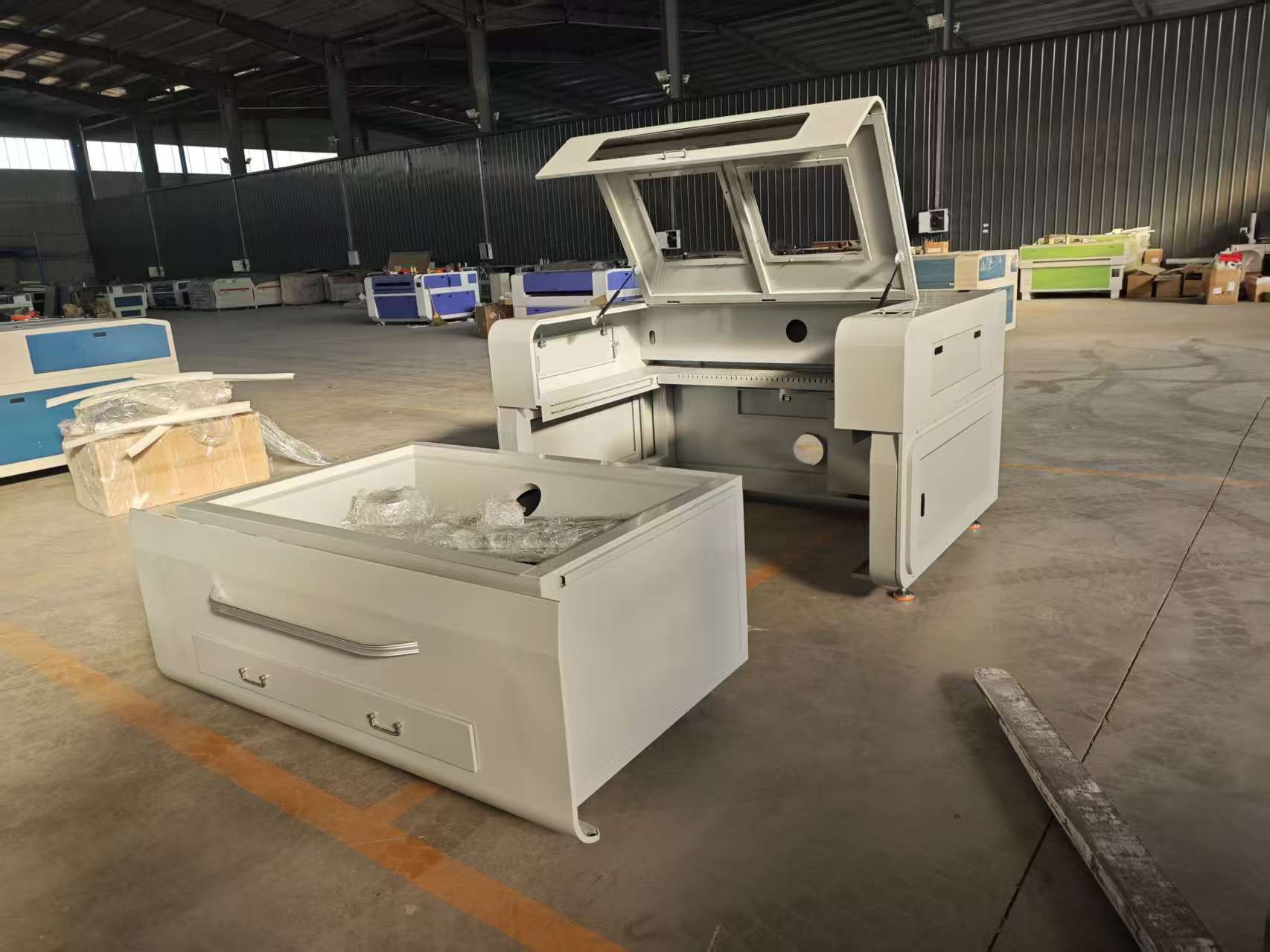 e13d0e8f61011383b300fe3e0da3c4ad